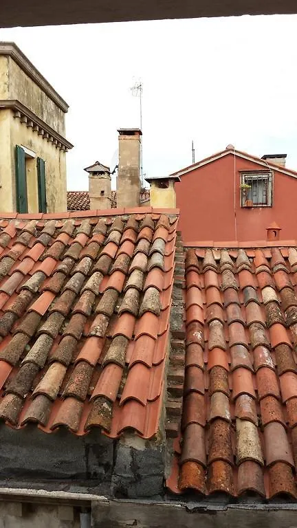 Angolo Fiorito Venice 3*,