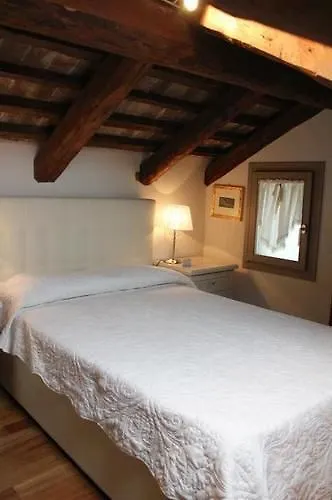 Inn Angolo Fiorito Venice